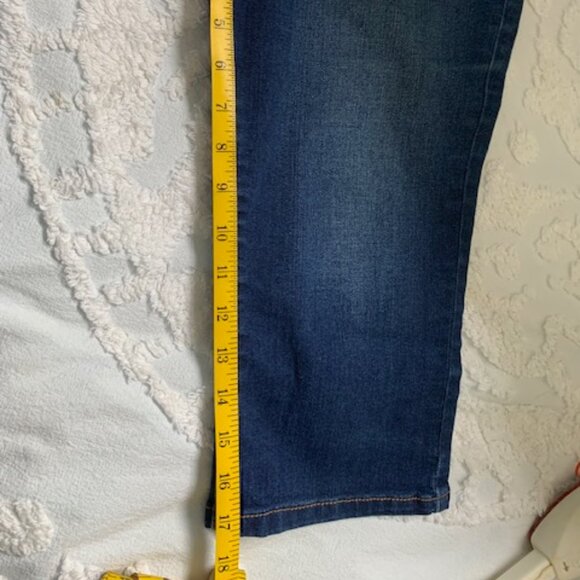 Jean Capri's  Size 10 - Picture 6 of 6